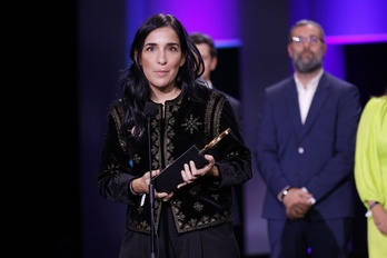 Alauda Ruiz de Azúa, con la Concha de Oro.