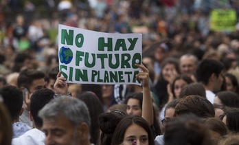 Huelga contra el cambio climático en Euskal Herria, manifestación en Bilbo.