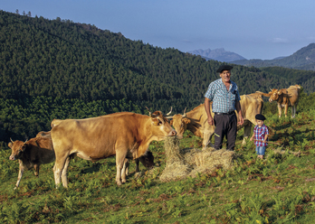 Euskal Okelak abeltzaintza estentsiboaren aldeko apustua egiten du.