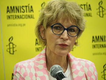 La secretaria general de Amnistía Internacional, Agnes Callamard, firma la carta en la que se pide a UEFA y FIFA la expulsión de Israel de las competiciones de fútbol.