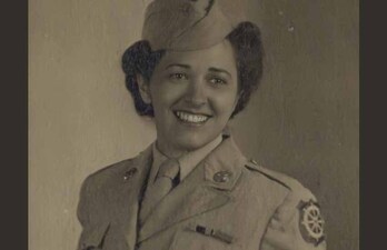 Zezilia Korkuera Berasategi, AEBtako armadak sorturiko emakumezkoen adarrean sartu zen.