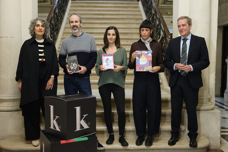 Aurtengo saridunak Ibone Bengoetxea sailburuarekin.