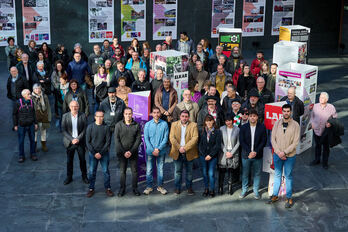 La muestra en el Parlamento de Iruñea.