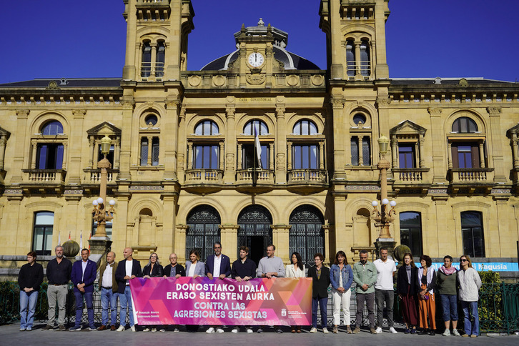 Eraso matxisten aurkako elkarretaratze baten artxiboko irudia.