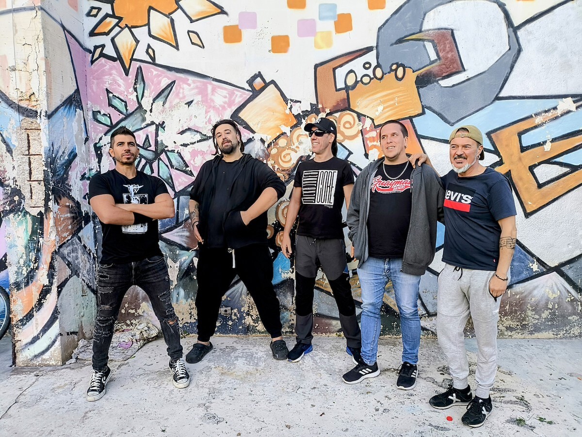 Los cinco integrantes de la banda. 