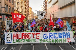 Irailaren 26an, lorezainek Gasteizen egindako manifestazioa.