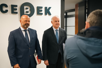 Guillermo Buces y Francisco Javier Azpiazu, este martes en Bilbo.