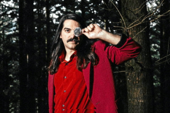 Rüdiger proiektuari ekin aitzin zenbait musika taldetan jo izan du Felix Buffek, tartean, Willis Drumonden.