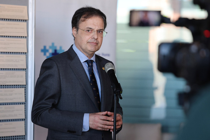 El consejero de Salud, Alberto Martínez, en una comparecencia anterior.