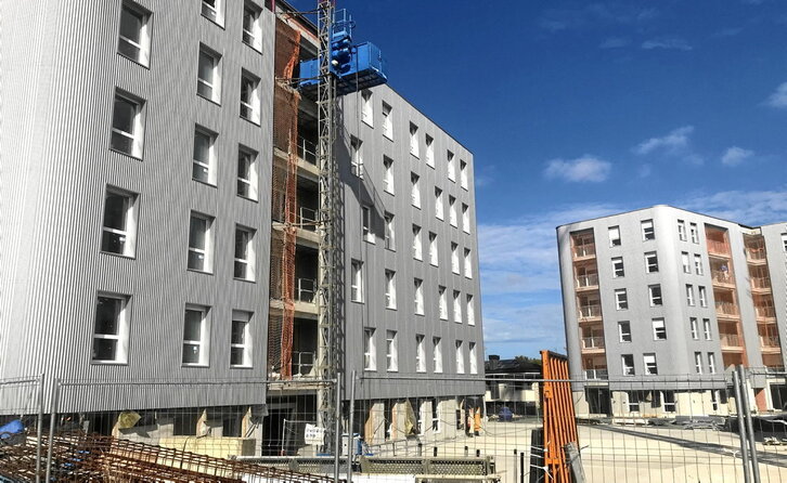 Construcción de 101 viviendas en una de las parcelas vendidas para alquiler y que reciben ayudas por cumplir su obligación.