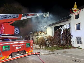 La casa se ha derrumbado por completo.