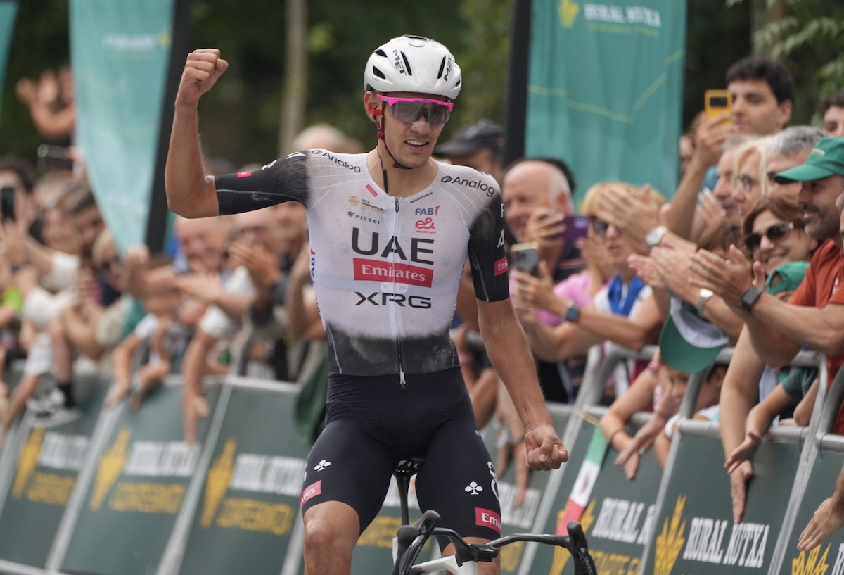 Igor Arrieta entra vencedor en Ordizia. (Jon URBE | FOKU)