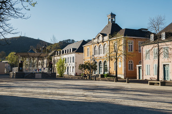 Mauleko erdigunetik urrun den karrika batean gertatu zen gaztearen heriotza eragin zuen istripua. (artxiboko irudia)