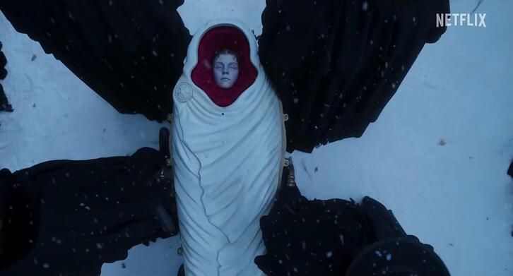 Escena de ‘Frankenstein’ de Guillermo del Toro