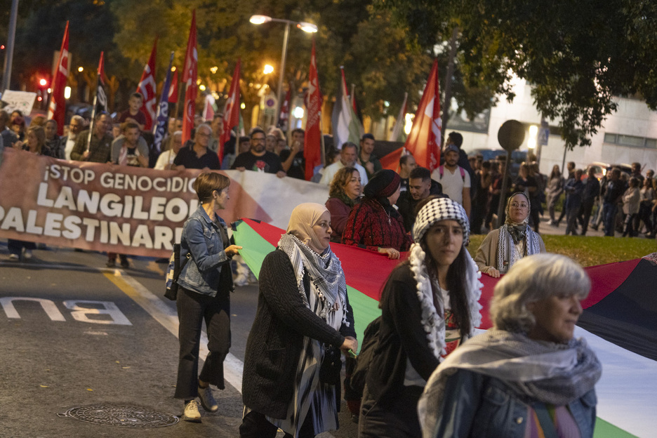 UGT, CCOO y LAB, en nombre de todos los convocantes, han calificado las reivindicaciones como una «jornada ejemplar de movilización». UGT, CCOO y LAB, en nombre de todos los convocantes, han calificado las reivindicaciones como una «jornada ejemplar de movilización».
