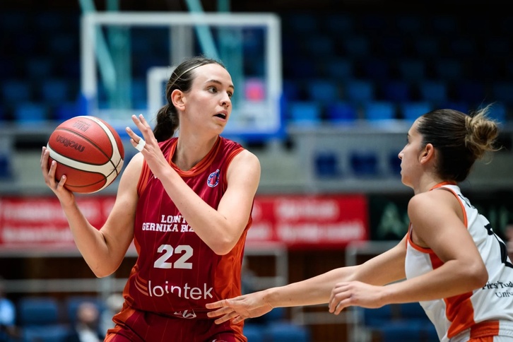 Lointek Gernika se queda sin recompensa en Hungría, en la segunda jornada de la Eurocup.