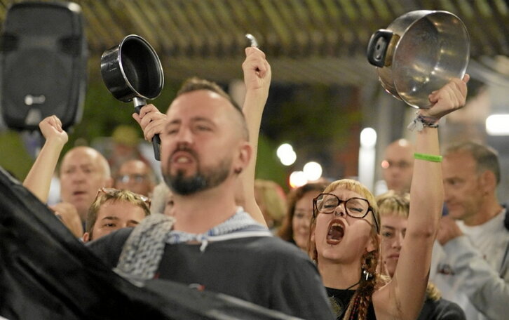 Imágenes que dejó la jornada histórica de ayer, en la que miles de ciudadanos se solidarizaron con Palestina y exigieron el fin del genocidio en nuestras calles.
