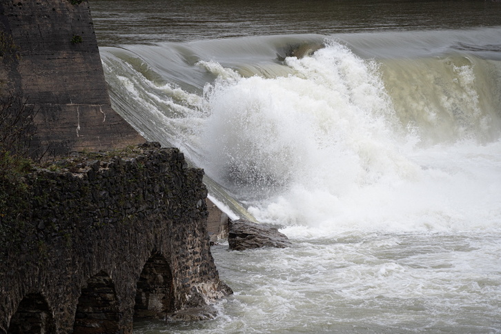 Río Bidasoa, a su paso por Bera.