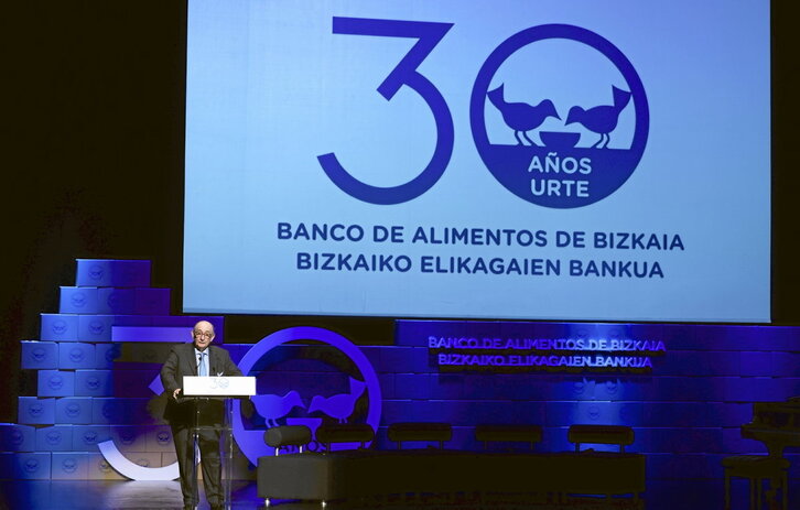 Luis Crovetto Castañón, presidente del Banco de Alimentos de Bizkaia, durante el acto del 30 aniversario.