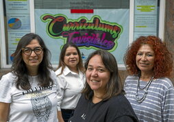 Susana Esparza, Janeth Rool, Katia Reimberg y Soraya Ronquillo, en el local de Bidez Bide Elkartea, en Donostia.