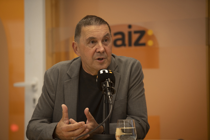 Arnaldo Otegi, NAIZ Irratiarekin elkarrizketan.