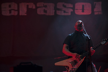 Euskal Metalheads Fest-en jo zuen Eraso! taldeak. 