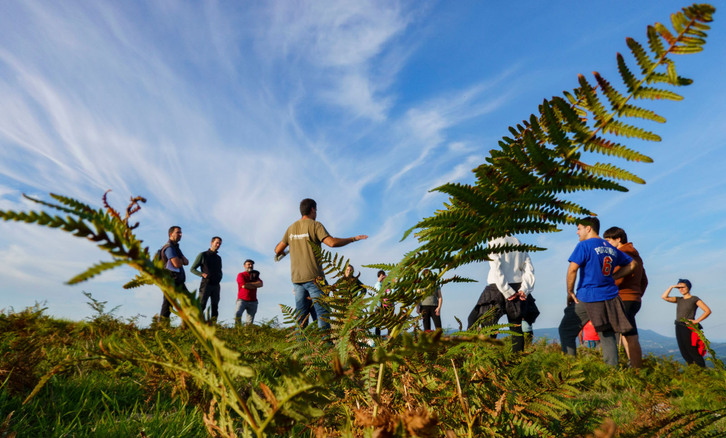 Garoa honen garrantzia azaltzeko Urumea bailaran antolatutako ibilaldian
