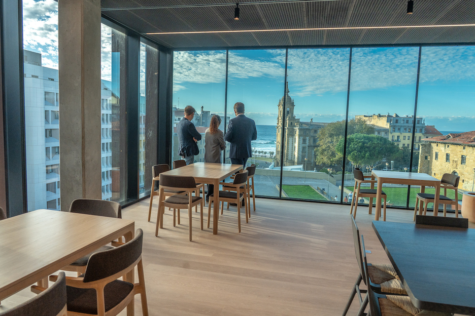 Vistas desde el interior. Vistas desde el interior.