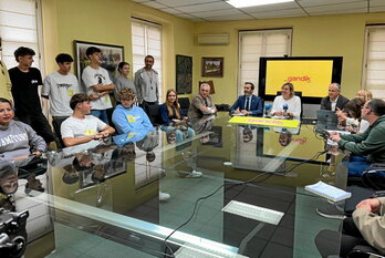 Portugaleteko DBH, Batxilergo eta LHko ikasleak, ekimenaren aurkezpenean.