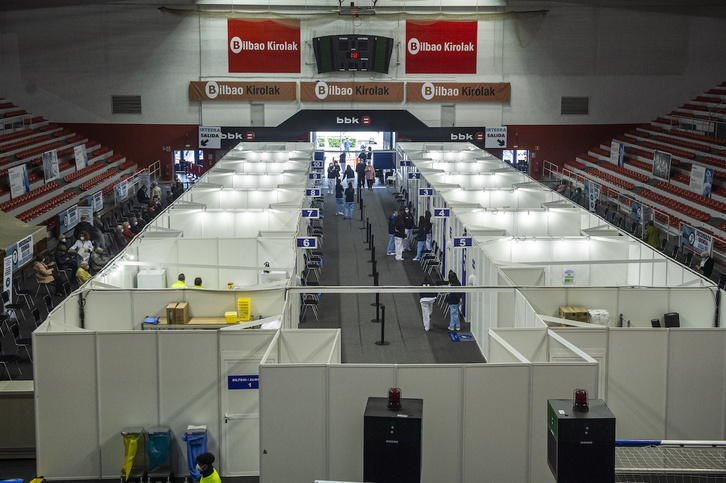 Imagen del vacunódromo de La Casilla en los tiempos del covid.