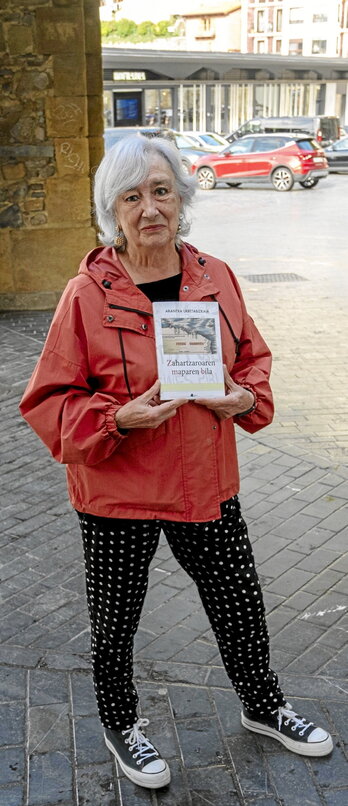 Urretabizkaia, liburu berria eskuartean duela.