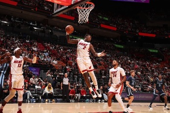 Terry Rozier, detenido después de jugar el primer partido de la temporada con los Heat.
