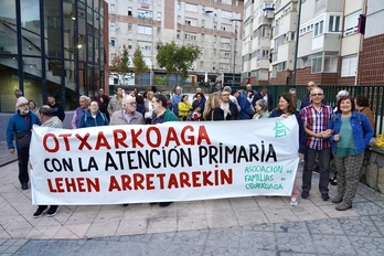 Otxarkoagan egindako elkarretaratzearen argazkia.