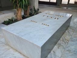 Tumba de Josip Broz Tito en la Casa de las Flores de Belgrado.