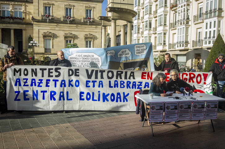 Protesta anterior contra la planta eólica de Labraza.
