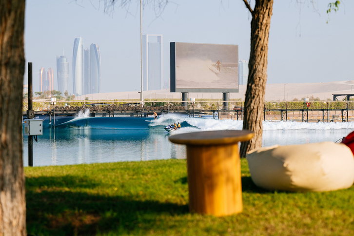 Ikusleek krititaku arren, eta arrakasta gutxien duen lehiaketa izan arren, Abu Dhabik CTko txapelketen zerrendan jarraitzen du.      