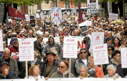 Jende ugari bildu zen Iruñean, biometano planten aurkako mobilizazioan.