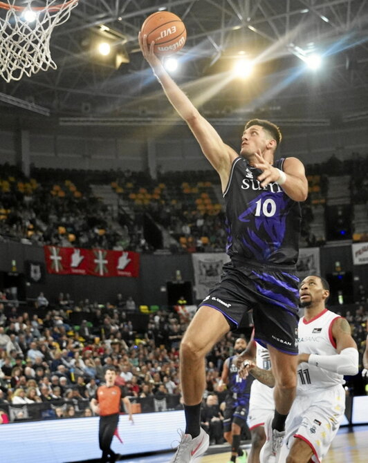 Buen trabajo de Krampelj en Miribilla.