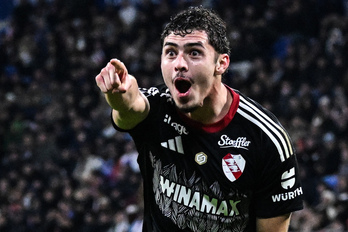 Panichelli celebra un gol al Lyon.