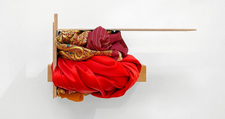 «Trampolín para la niña Martina (I)», una de las obras que pueden visitarse en la galería Carreras Múgica de Bilbo.