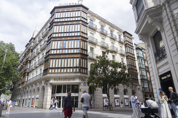 Sede central de Kutxabank, en la Gran Vía bilbaina.