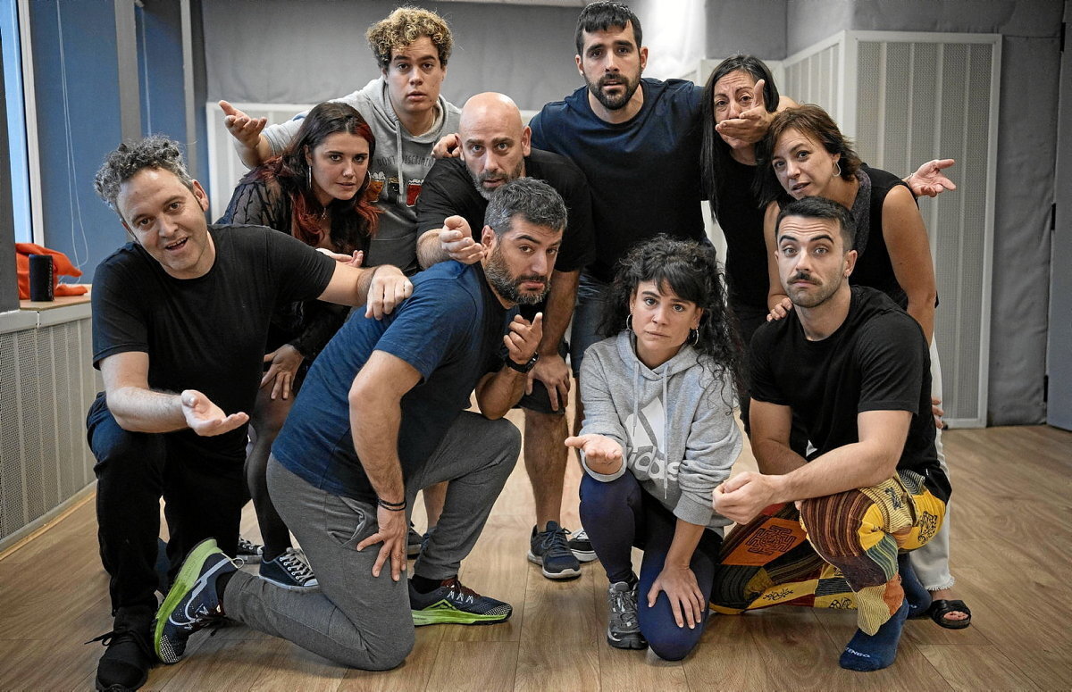 Supituki taldea askotariko euskaldunek osatzen dute. (Aritz LOIOLA / FOKU)