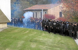 Incidentes en el campus, pese a la cancelación del acto por parte de Quiles.