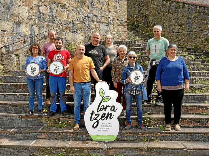 Altzugurenen hurbilekoek dirua bildu zuten filma ekoizteko.