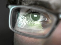 Geroz eta ohikoagoa da adimen artifiziala erabiltzea, besteak beste, txatbotak.