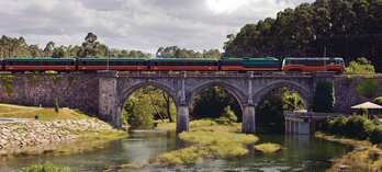 El Expreso de La Robla ofrece dos rutas, de tres días y dos noches, entre Bilbao y León, o entre León y Bilbao.
