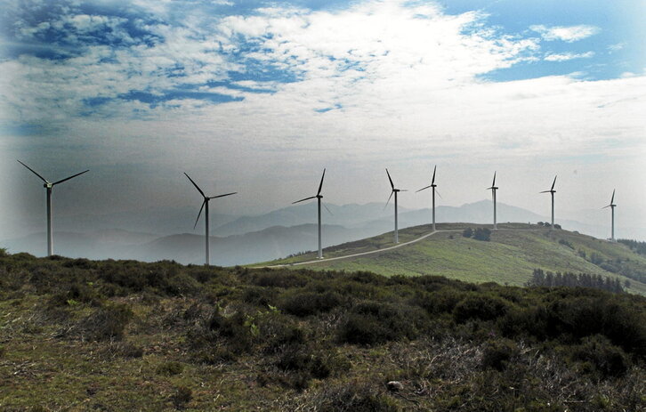 Parque eólico ubicado en Bizkaia, concretamente en la zona del monte Oiz.