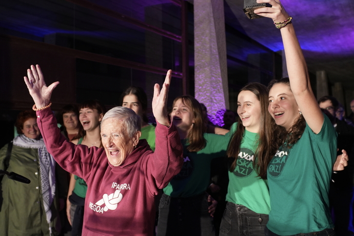 Euskaltzaleen agerraldia izan da ostegun honetan Arantzazun.