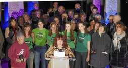 Hainbat euskaltzale erreferente elkartu ziren atzo Arantzazun adierazpena irakurtzeko.