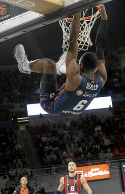 Vuelo sin motor de Hamidou Diallo.